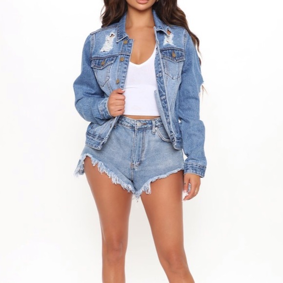 Fashionnova Iconic denim jacket - Picture 4 of 5